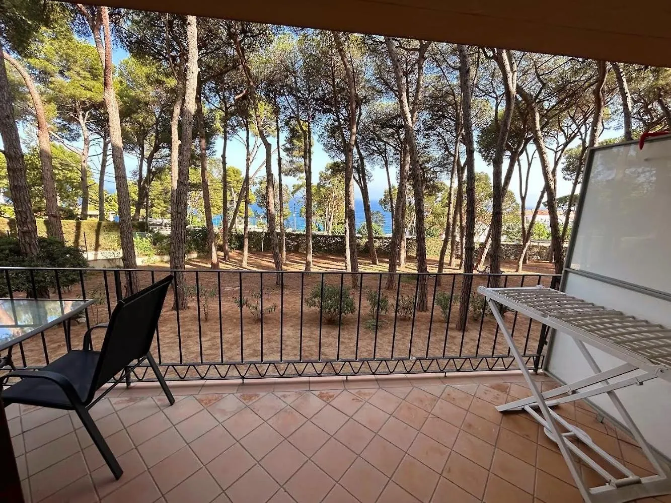 Apartamento Bien Ubicado Vista A Los Pinos Y Al Mar Sant Antoni De Calonge